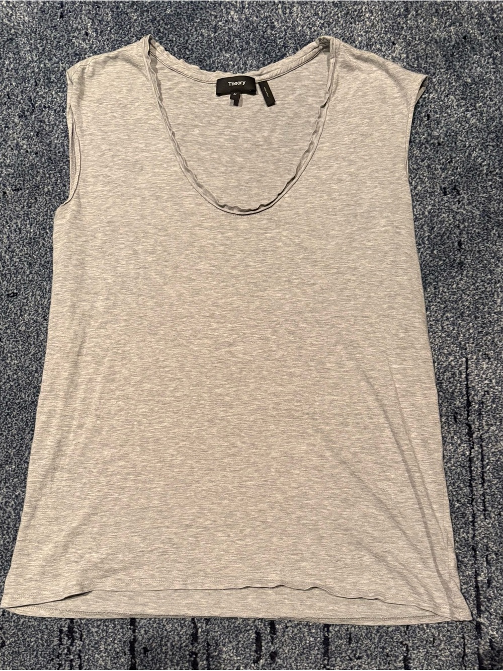 Theory Light Gray Scoop Neck Sleeveless Top